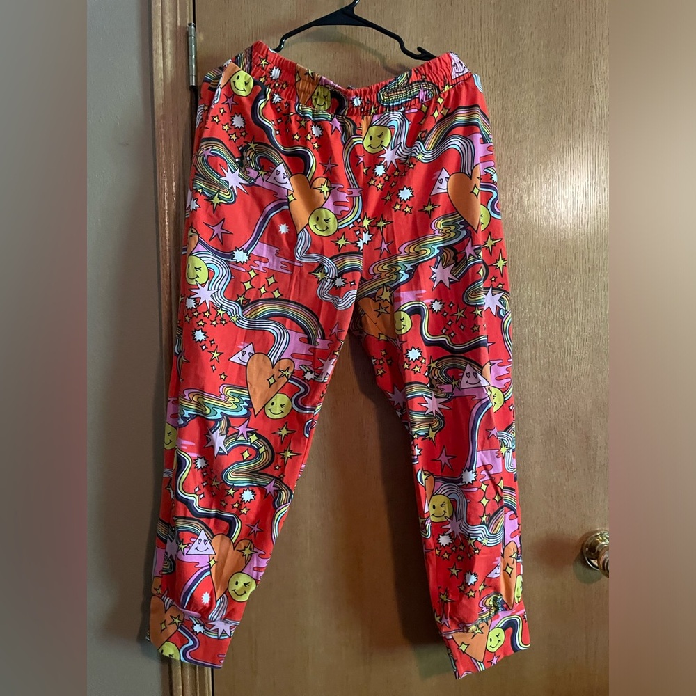 Nooworks joggers in discontinued print.